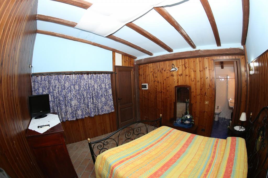 Agriturismo Monte Due Torri Дженцано-ді-Рома Екстер'єр фото