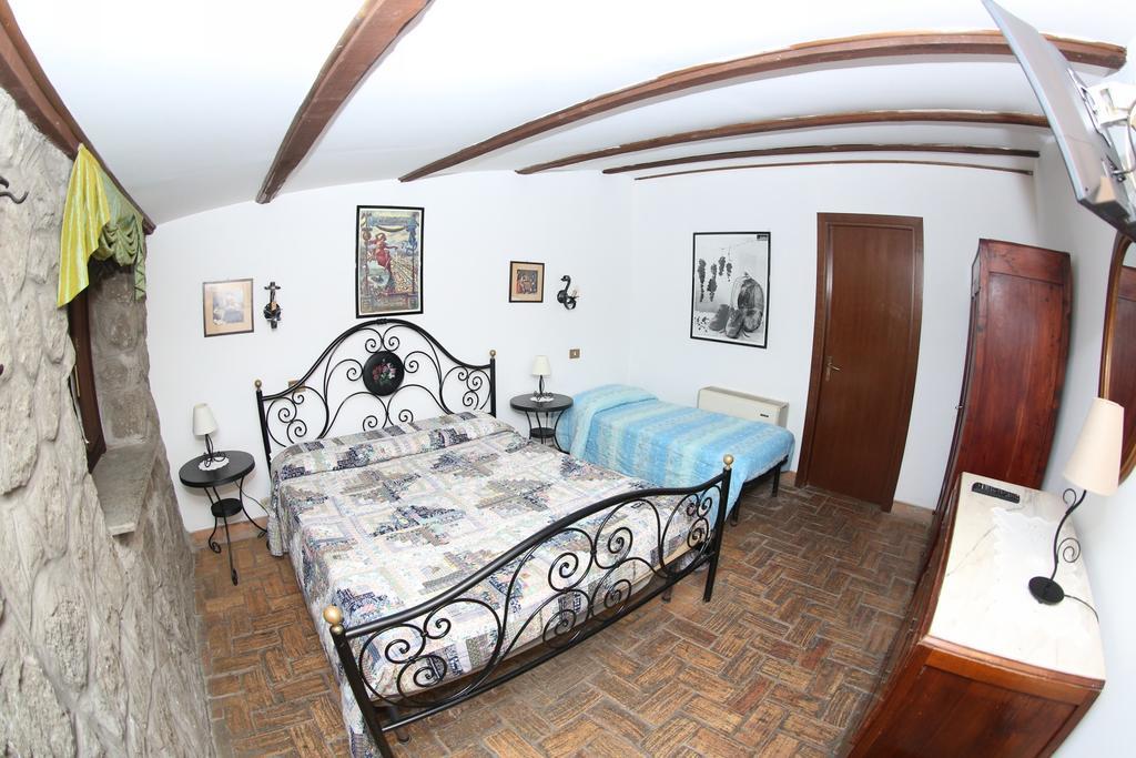 Agriturismo Monte Due Torri Дженцано-ді-Рома Екстер'єр фото
