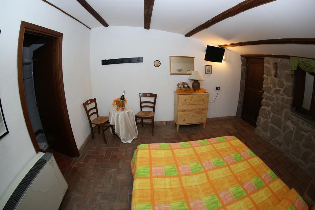 Agriturismo Monte Due Torri Дженцано-ді-Рома Екстер'єр фото